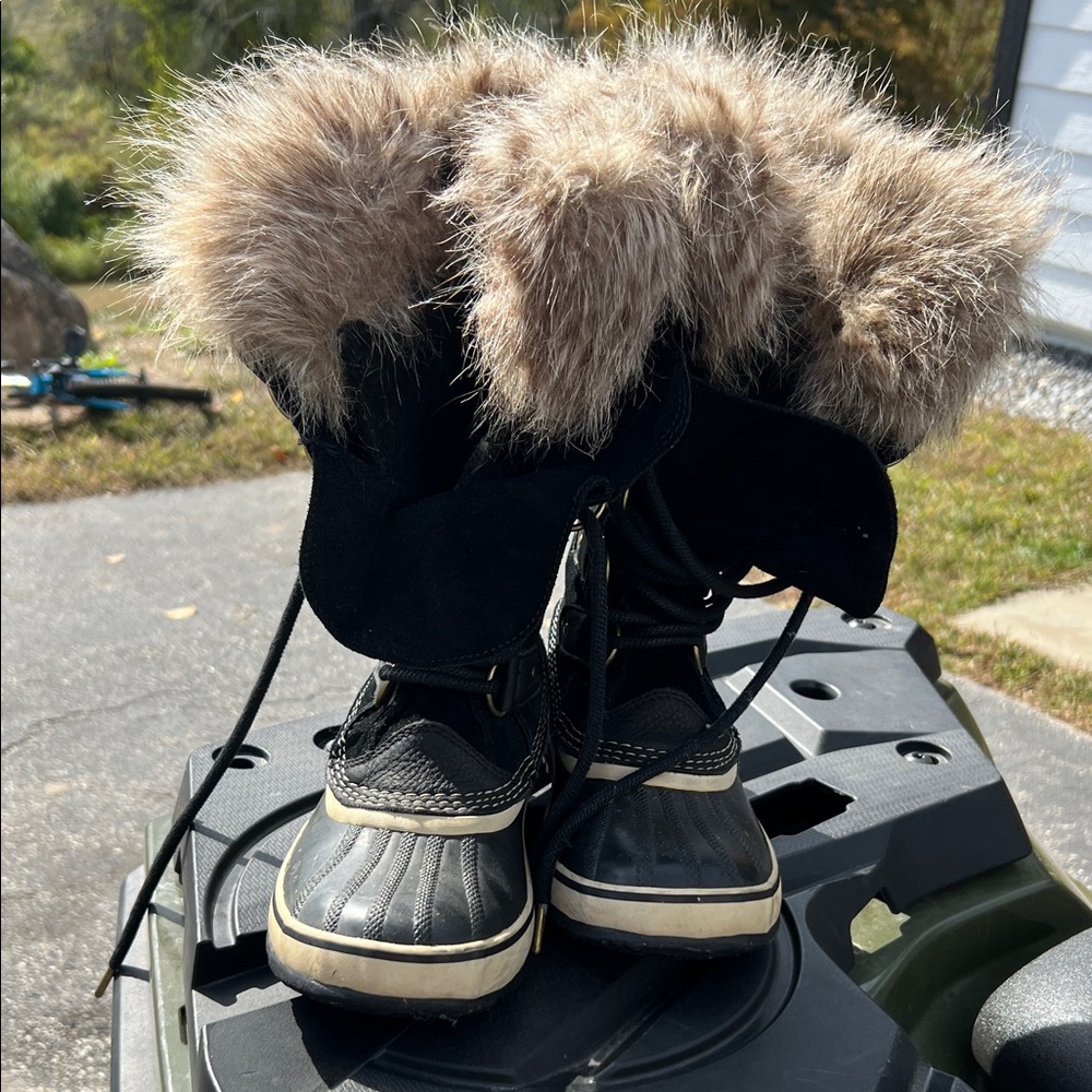 JOAN OF ARCTIC™ Women's Waterproof Boot